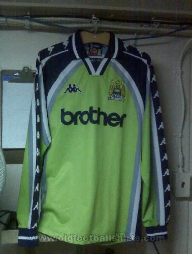 Manchester City Goalkeeper football shirt 1997 - 1999