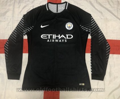 Manchester City Goalkeeper football shirt 2017 - 2018