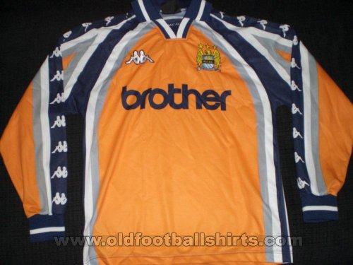 Manchester City Goalkeeper football shirt 1997 - 1999