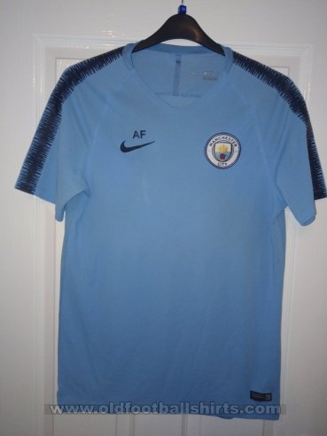Manchester City Training/Leisure football shirt 2018 - 2019