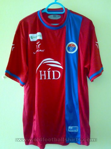 Vasas SC Home football shirt 2010 - 2011