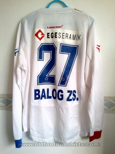 Vasas SC Away football shirt 2007 - 2008