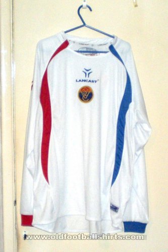 Vasas SC Away football shirt (unknown year)