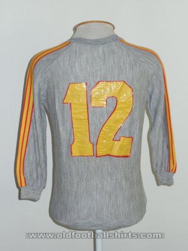 Deportivo Cuenca Goalkeeper football shirt 1977
