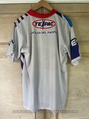 El Nacional de Quito חוץ חולצת כדורגל 1999 - 2000