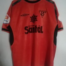 LDU Quito Home football shirt 2002 sponsored by Santál