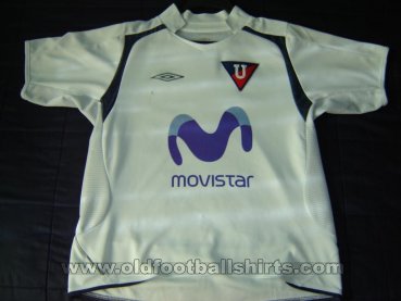 LDU Quito Home football shirt 2006