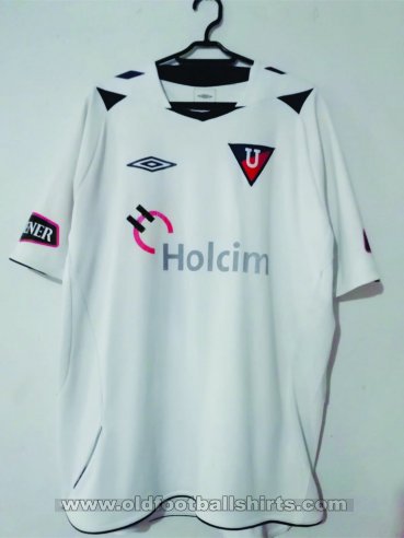 LDU Quito Home football shirt 2008
