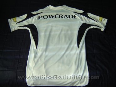 LDU Quito Home football shirt 2009
