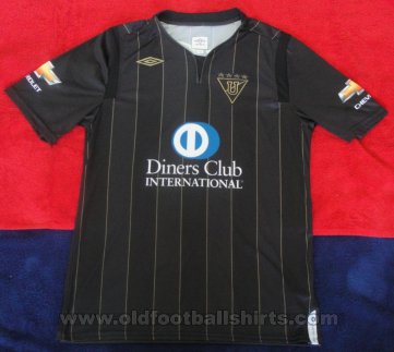LDU Quito Away football shirt 2011