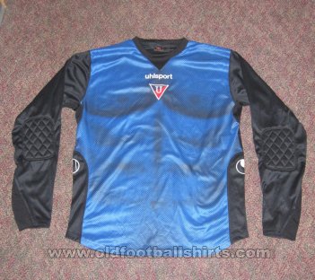 LDU Quito Goalkeeper football shirt 2004 - 2007