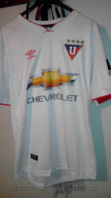 LDU Quito Home football shirt 2016