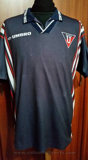LDU Quito Third football shirt 1998