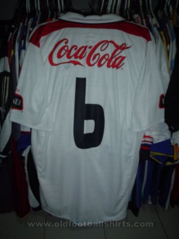 LDU Quito Home football shirt 2004