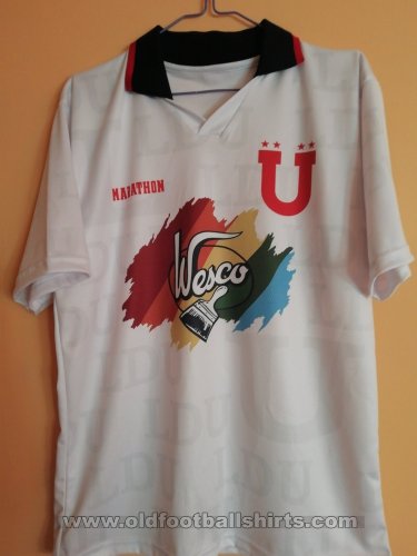 LDU Quito Home football shirt 1995