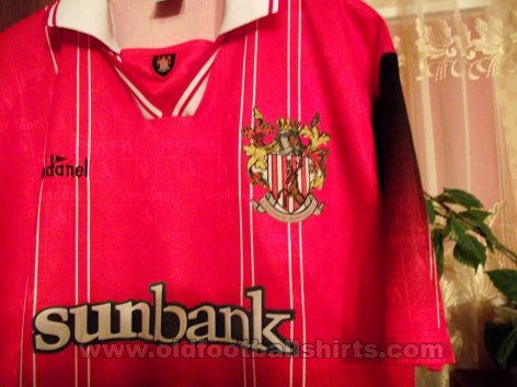 Stevenage FC Home football shirt 1998 - 2000