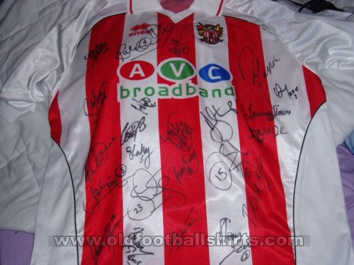 Stevenage FC Home football shirt 2004 - 2006