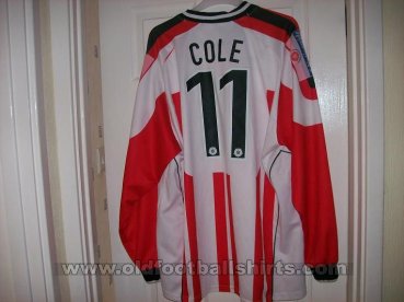 Stevenage FC Home football shirt 2006 - 2008