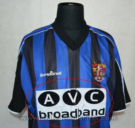 Stevenage FC Away football shirt 2003 - 2004