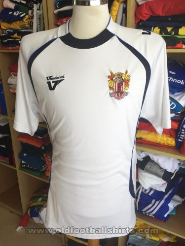 Stevenage FC Training/Leisure football shirt (unknown year)