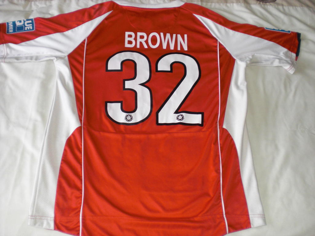 Tamworth Home football shirt 2009 - 2010.