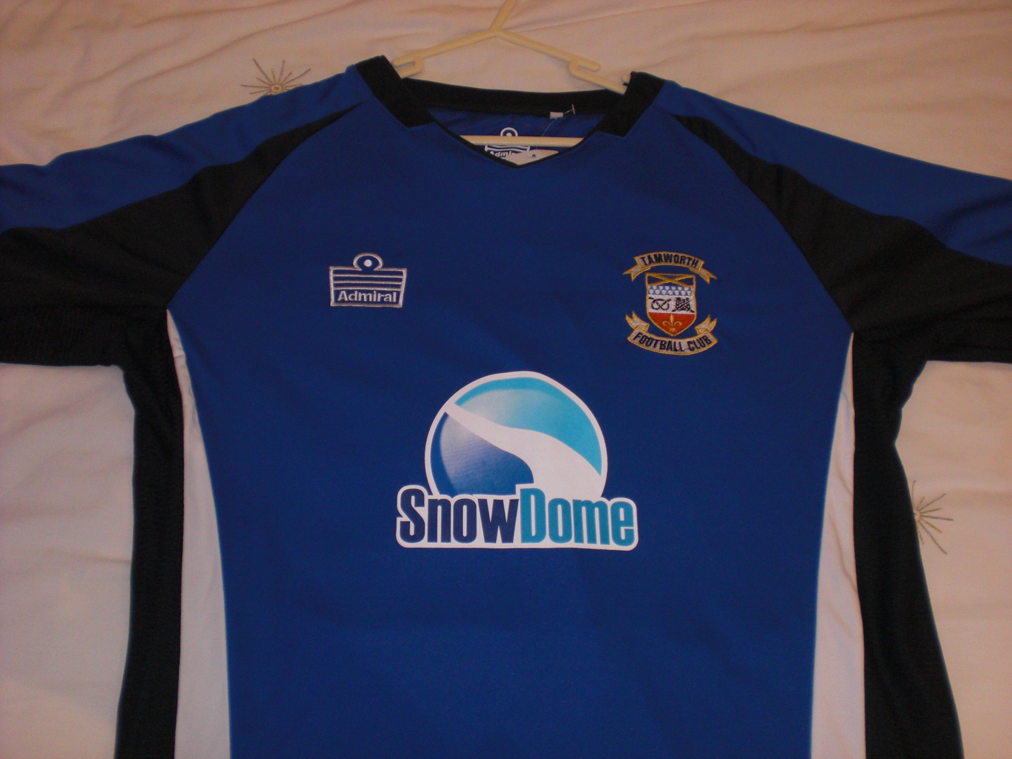 Tamworth Away football shirt 2009 - 2010.