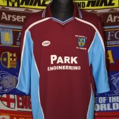 Home football shirt 2000 - 2001