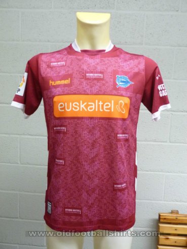 Alaves Third football shirt 2014 - 2015