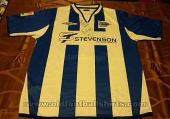 Alaves Home football shirt 2005 - 2006