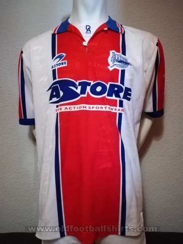 Alaves Away football shirt 1995 - 1997