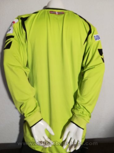Alaves Goalkeeper football shirt 2008 - 2009
