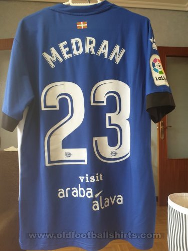 Alaves Home football shirt 2017 - 2018