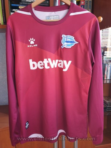 Alaves Goalkeeper football shirt 2019 - 2020
