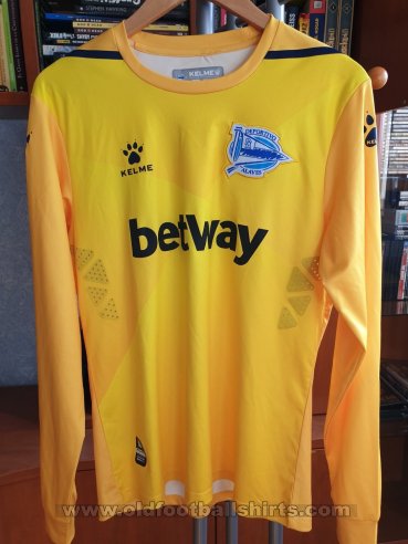 Alaves Goalkeeper football shirt 2019 - 2020