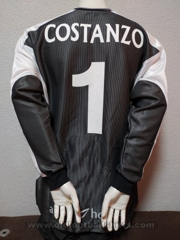 Alaves Goalkeeper football shirt 2005 - 2006