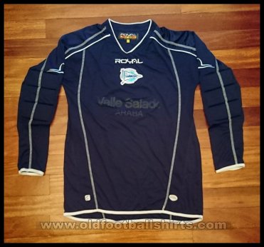 Alaves Goalkeeper football shirt 2012 - 2013
