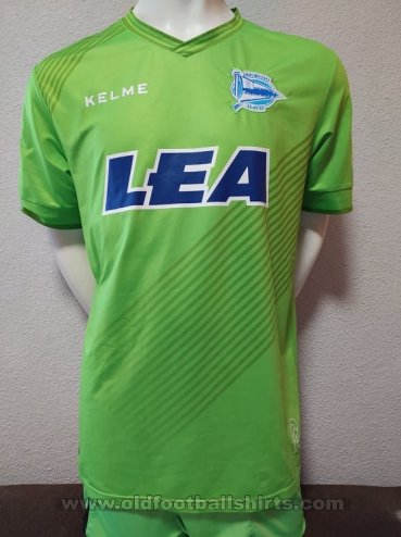 Alaves Goalkeeper football shirt 2017 - 2018