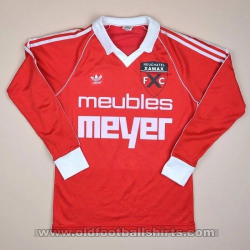 Neuchâtel Xamax FC Home football shirt 1980 - 1982
