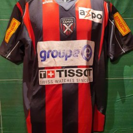 Neuchâtel Xamax FC Home football shirt 2011 - 2012 sponsored by ‘Tis sort