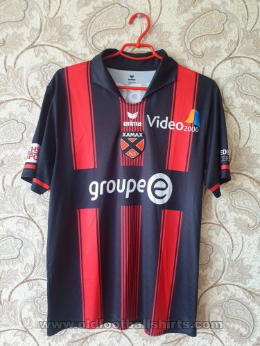 Neuchâtel Xamax FC Home football shirt 2017 - 2018