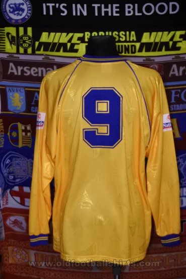 Woking Away football shirt 2000 - 2001