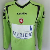 Goalkeeper football shirt 2009 - 2010