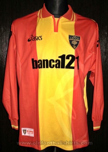 Lecce Home football shirt 2001 - 2002