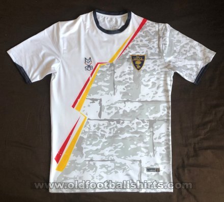 Lecce Maglia da trasferta maglia di calcio 2018 - 2019