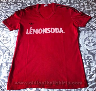 Lecce Home fotbollströja 1983 - 1984