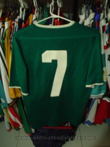 Leon Home futbol forması 1972 - ?