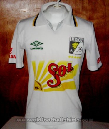 Leon Away football shirt 1994 - 1995
