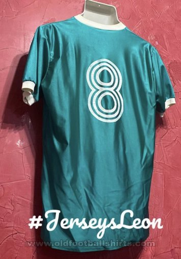 Leon Home football shirt 1990 - 1991