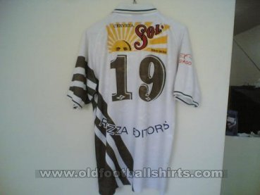 Leon Away football shirt 2000