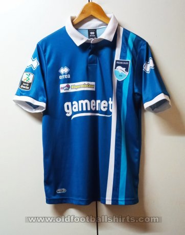 Pescara Dış Saha futbol forması 2011 - 2012